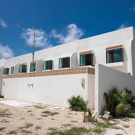 97982 New Modern Villa, Private Pool, High Internet Speed, 2 Blocks From The Beach Pueblo Pueblo Chicxulub エクステリア 写真