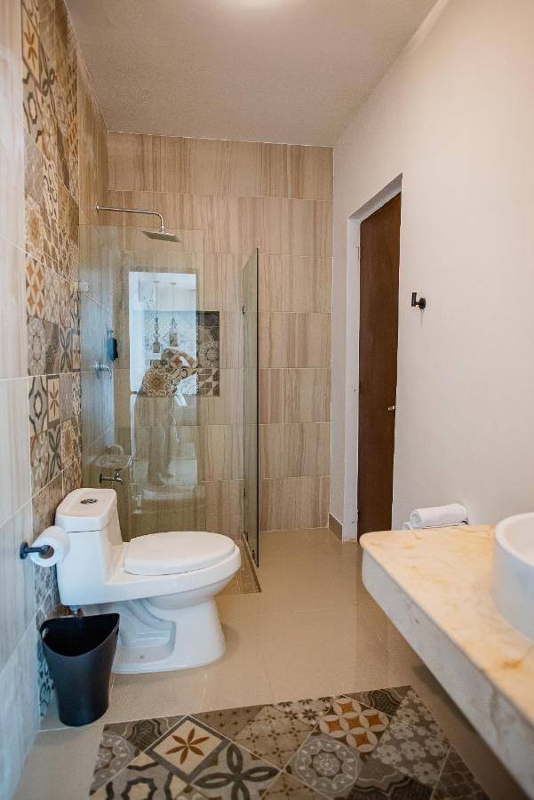 97982 New Modern Villa, Private Pool, High Internet Speed, 2 Blocks From The Beach Pueblo Pueblo Chicxulub エクステリア 写真