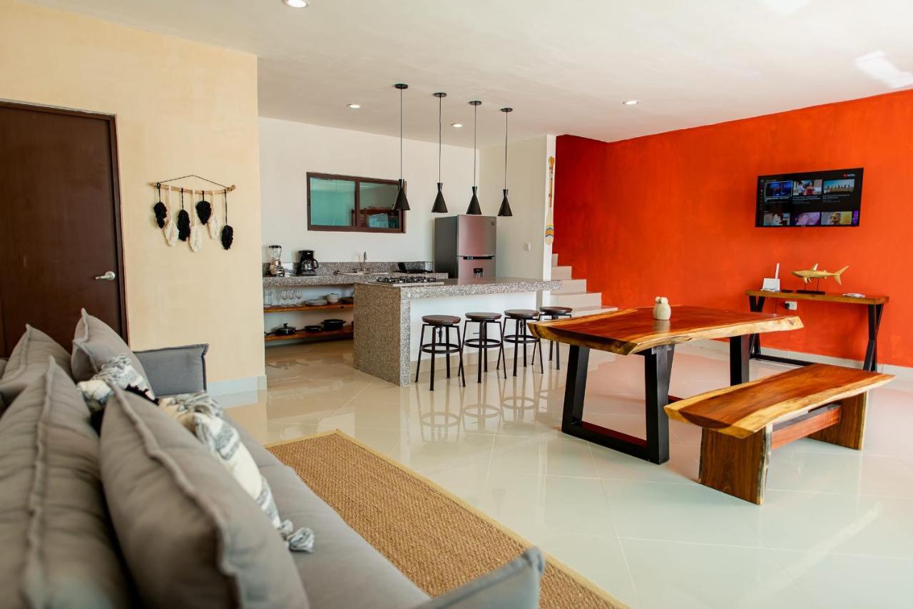 97982 New Modern Villa, Private Pool, High Internet Speed, 2 Blocks From The Beach Pueblo Pueblo Chicxulub エクステリア 写真